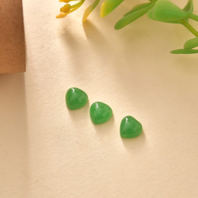 Premium Green Jade (D) Set of 3 (Hrt 6 mm) 3.04 ctw