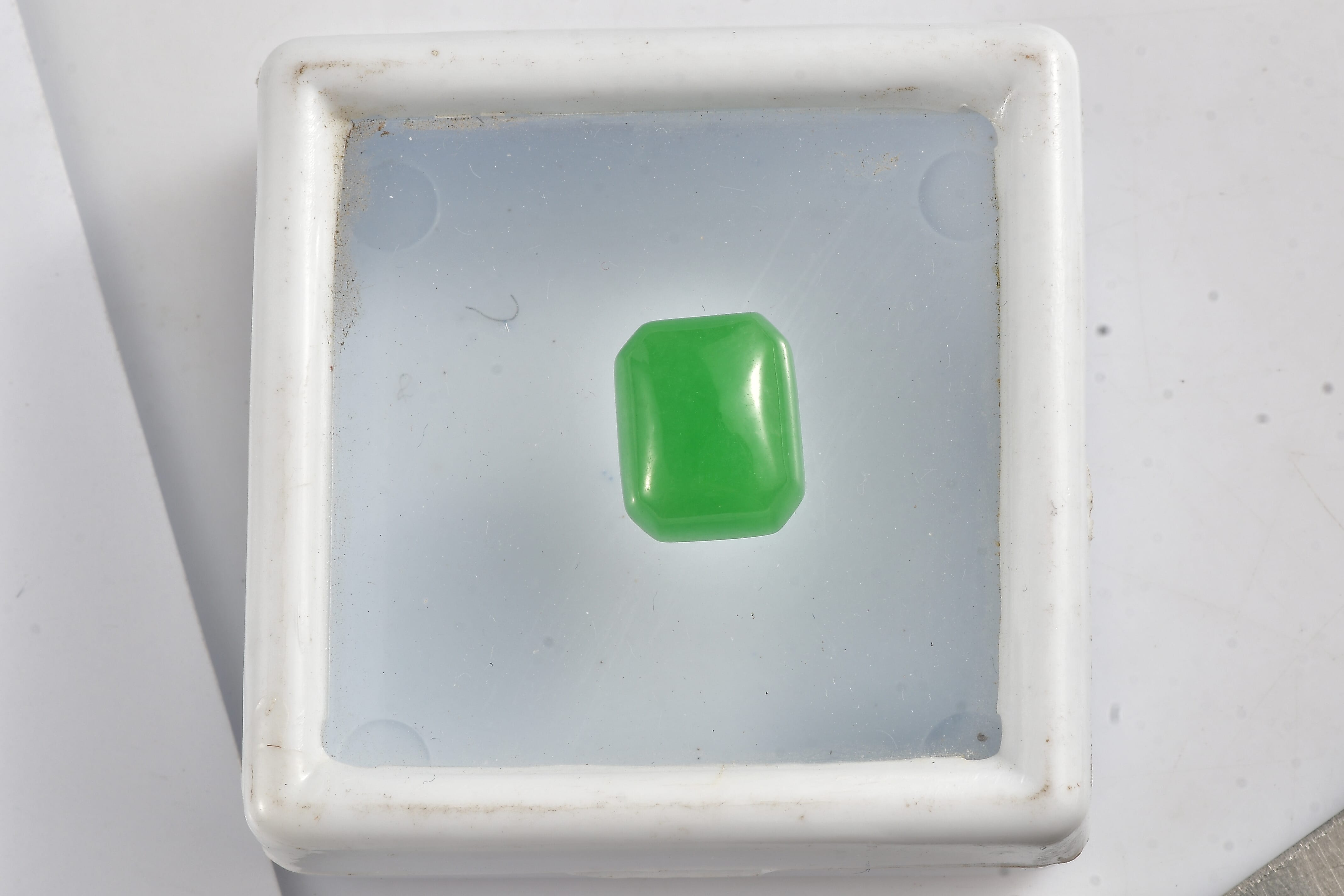 Green Jade (D) (Oct 11x9 mm) 5.30 ctw