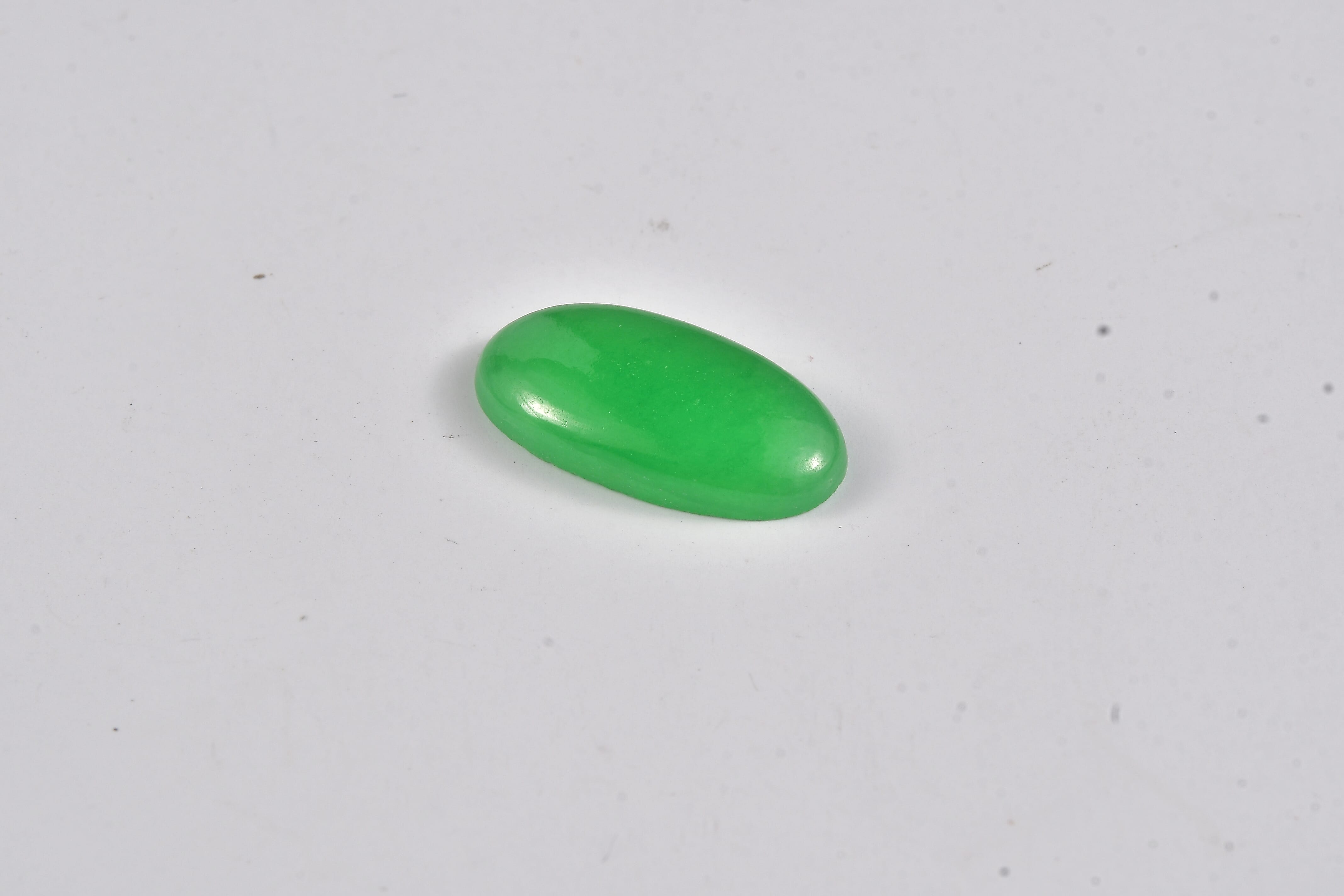 Green Jade (D) (Ovl 16x8 mm) 3.88 ctw