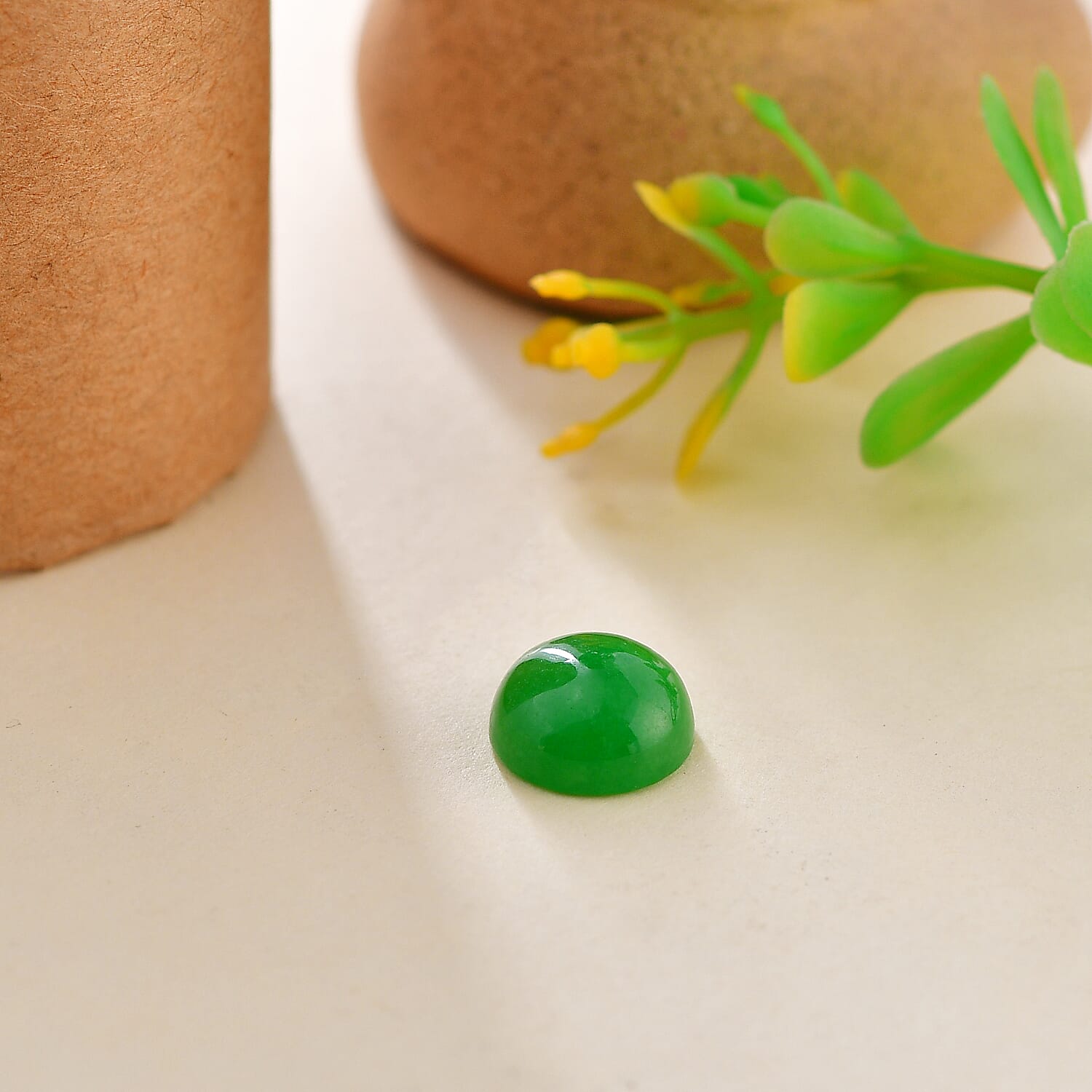 Green Jade (D) (Rnd 10 mm) 4.05 ctw