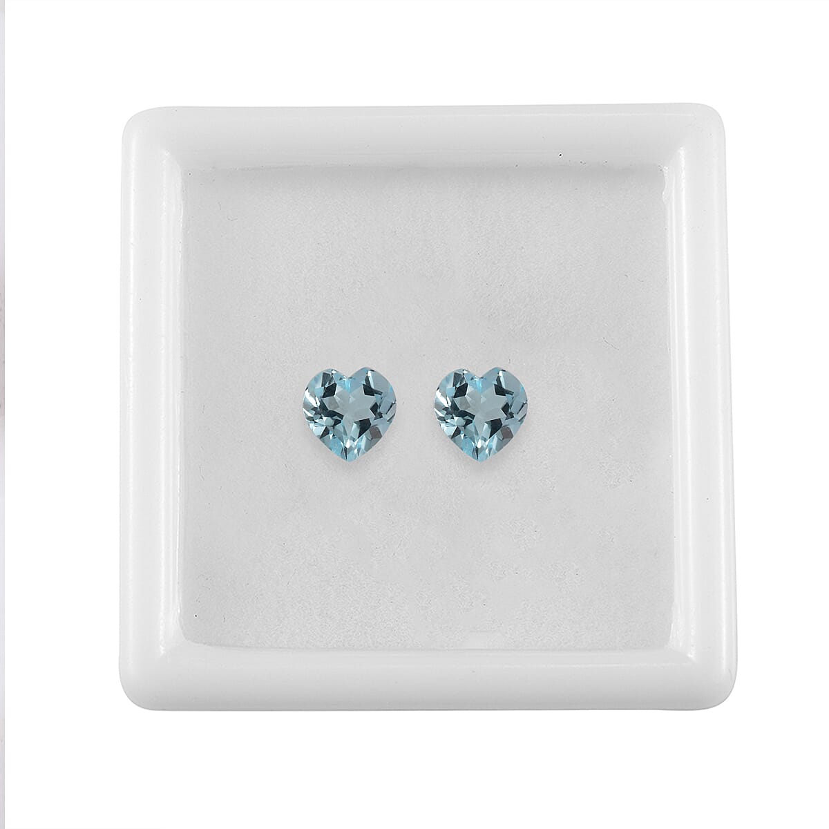 Sky Blue Topaz Set of 2 (Hrt 6 mm) 1.68 ctw