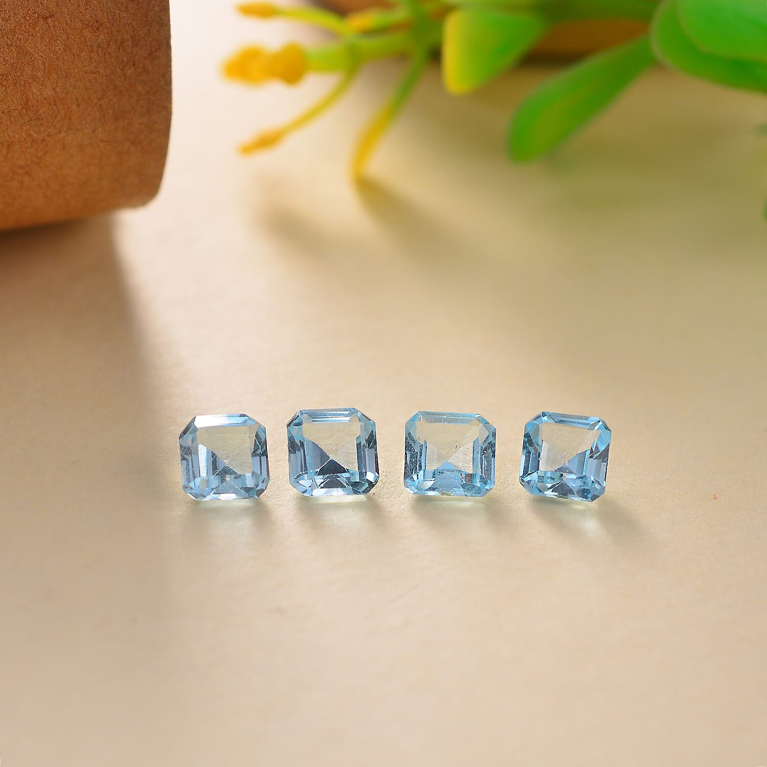 Sky Blue Topaz Set of 4 (Oct 5x5 mm) 2.80 ctw