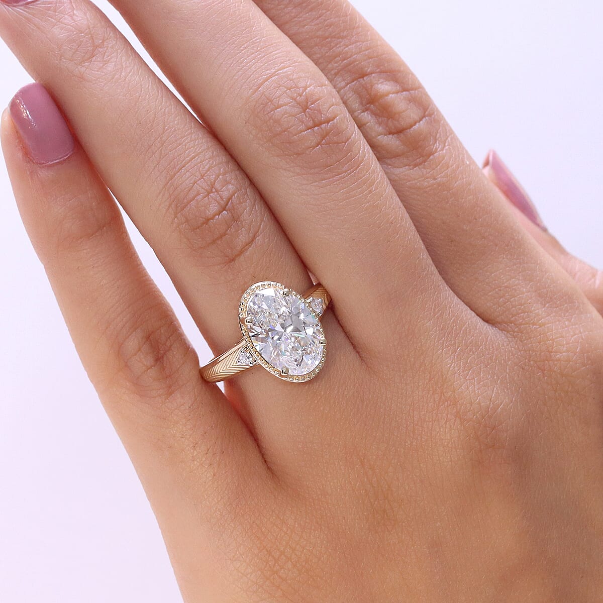 IGI Certified Luxuriant Lab Grown Diamond E-F, VS 5.00 ctw Ring in 14K Yellow Gold (Size 9.0) (Del. in 10-12 Days) image number 2