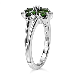 Chrome Diopside and Luxuriant Lab Grown Diamond G-H SI 0.90 ctw Five Petal Bloom Ring in Rhodium Over Sterling Silver (Size 10.0)