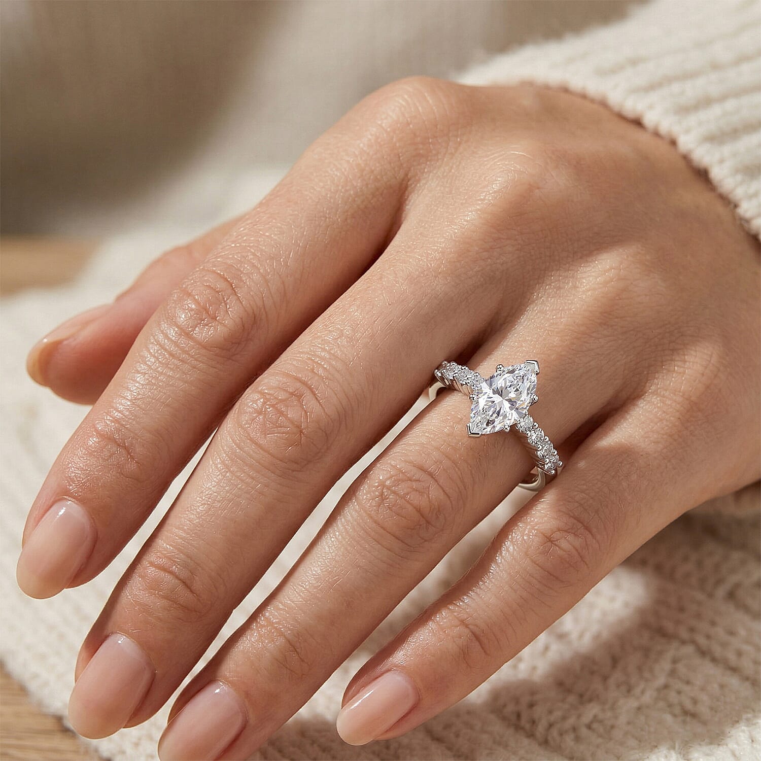 Luxuriant Lab Grown Diamond G-H SI 1.00 ctw Ring in Rhodium Over Sterling Silver (Size 7.0)