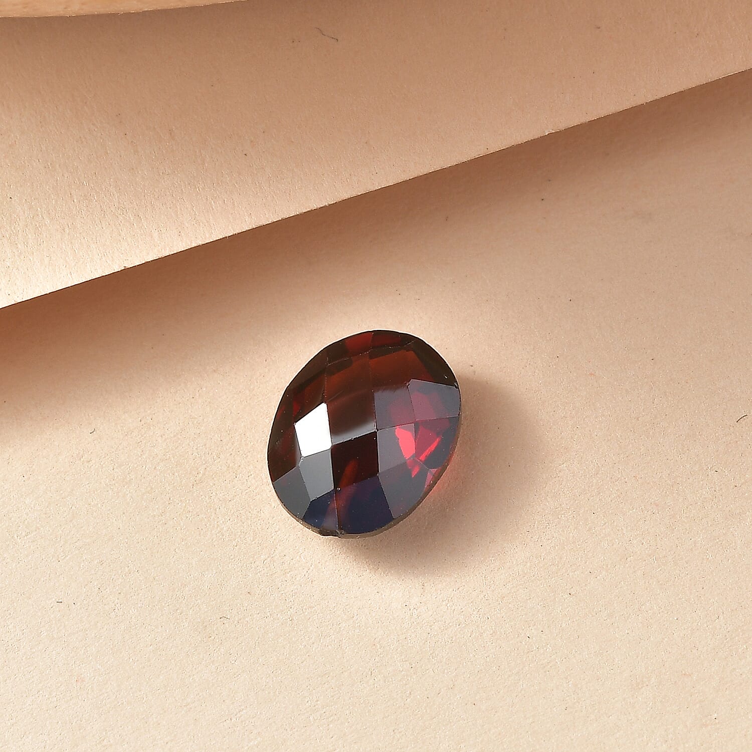 Mozambique Garnet (Ovl 10x8 mm) 3.32 ctw