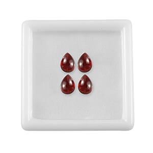 Premium Mozambique Garnet Set of 4 (Pear 7x5 mm) 3.60 ctw