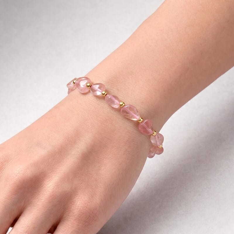 Cherry Quartz 25.00 ctw Beaded Bracelet in Silvertone (6.5-8In)