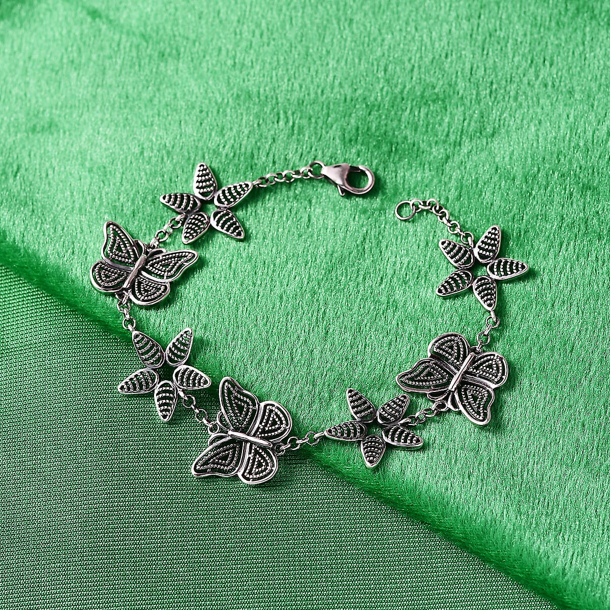 D'Joy Artisan Crafted Kanchanaburi Blue Sapphire  Station Bracelet (Size - 7.25) Sterling Silver ,  Silver Wt. 11.26 g (7.25 In) image number 1