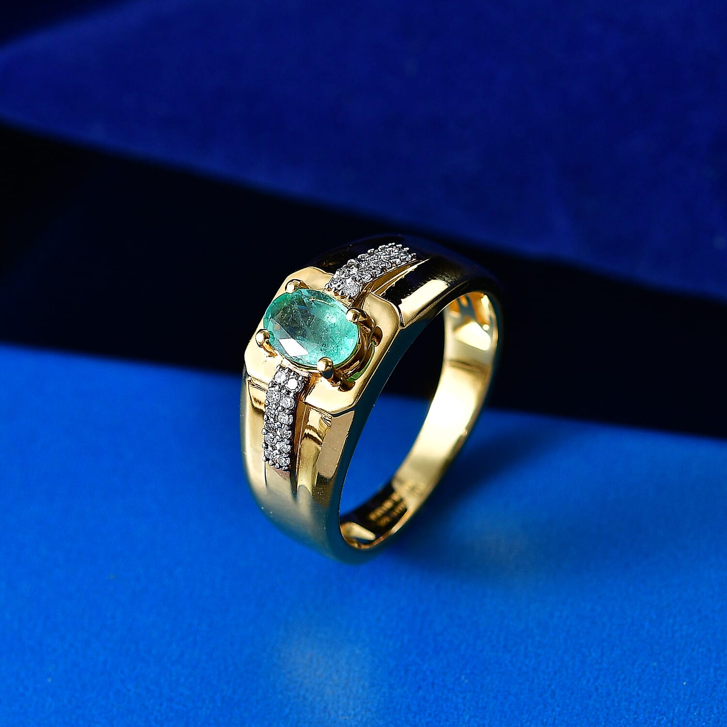 Premium Kagem Zambian Emerald and Luxuriant Lab Grown Diamond G-H SI 0.85 ctw Men's Ring in 18K Vermeil Yellow Gold Over Sterling Silver (Size 10.0)
