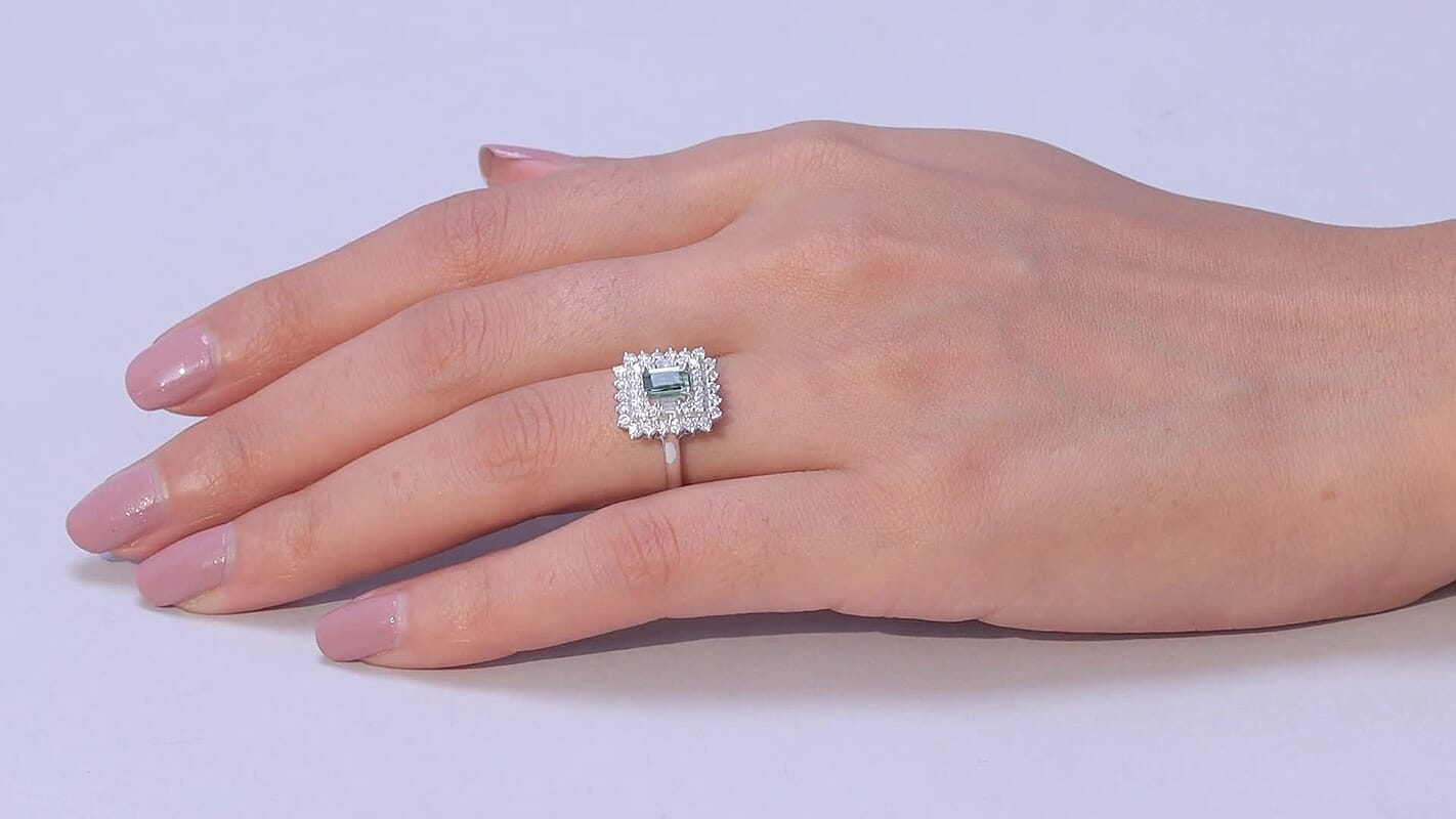 Certified & Appraised D'Joy Premium Arquiana Mint Tourmaline, Moissanite Ring in Rhodium Over Sterling Silver (Size 7.0) 1.37 ctw
