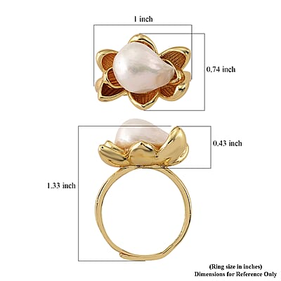 White Pearl Shell Adjustable Fashion Ring in Silvertone