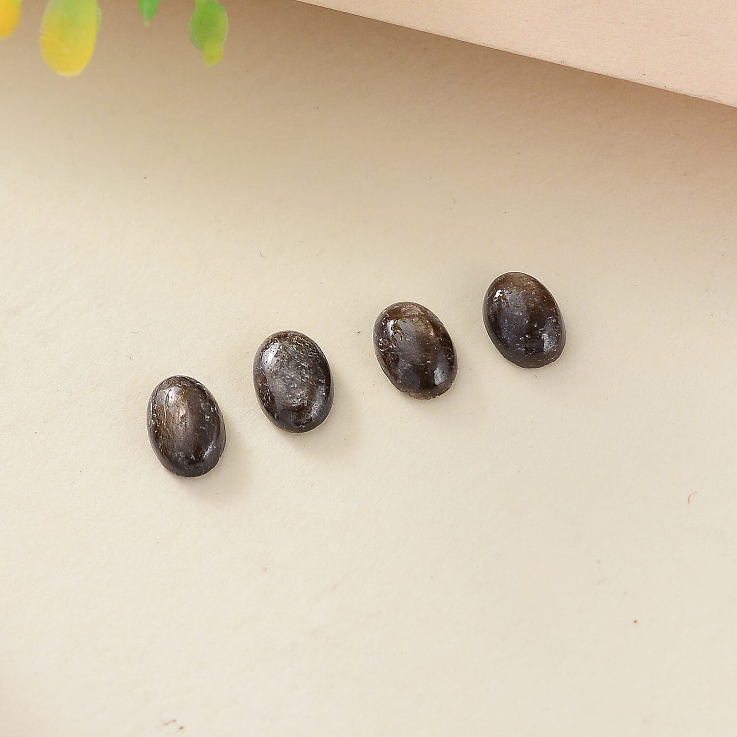 Chocolate Sapphire Set of 4 (Ovl 6x4 mm) 2.31 ctw