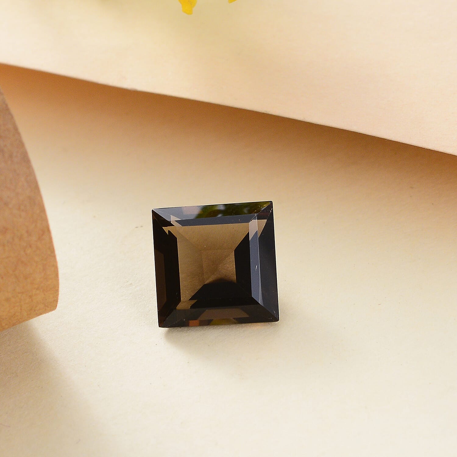 Smoky Quartz (Sqr 12 mm) 7.07 ctw
