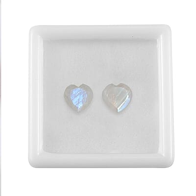 Rainbow Moonstone Set of 2 (Hrt 9 mm) 4.49 ctw