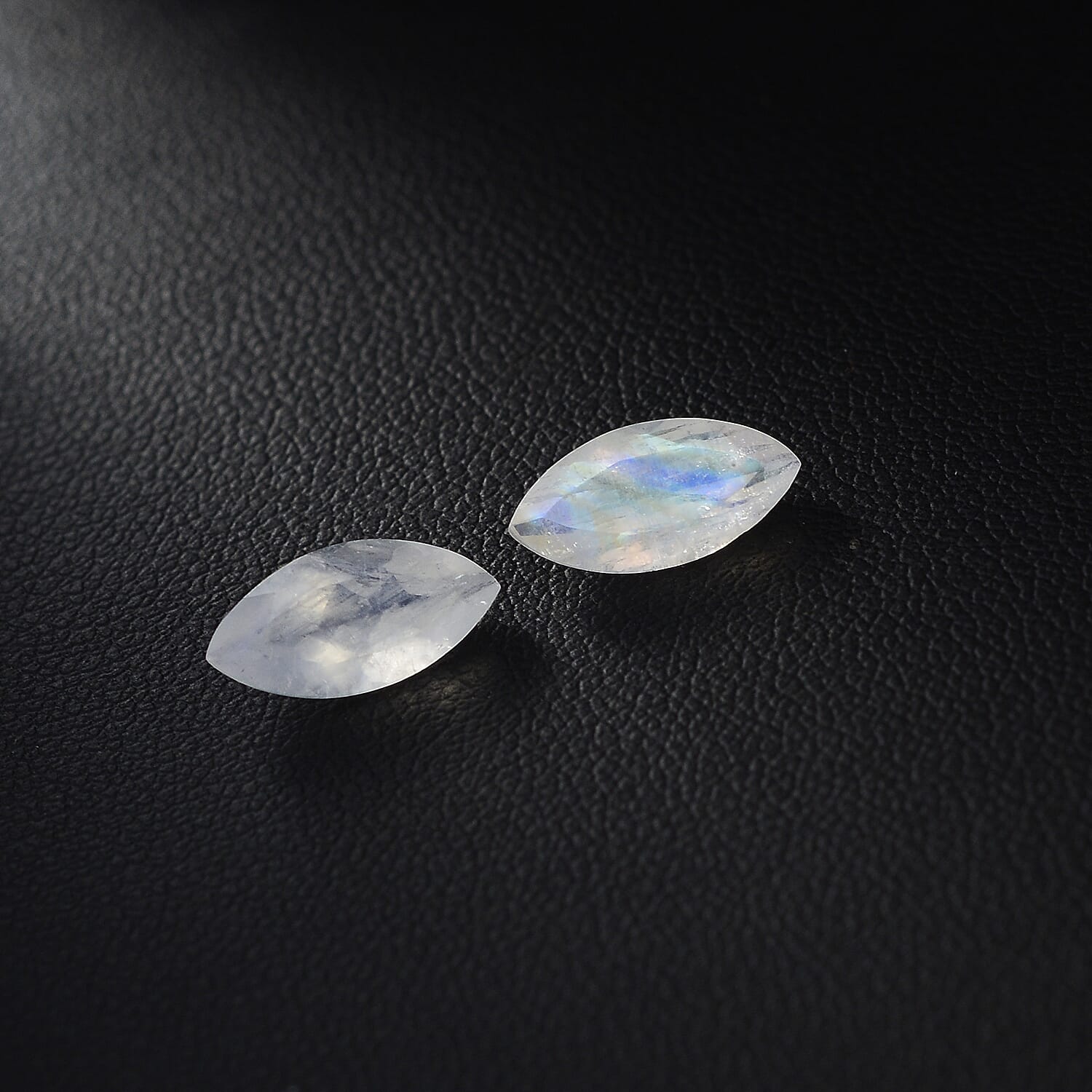Rainbow Moonstone Set of 2 (Mrq 12x6 mm) 2.82 ctw