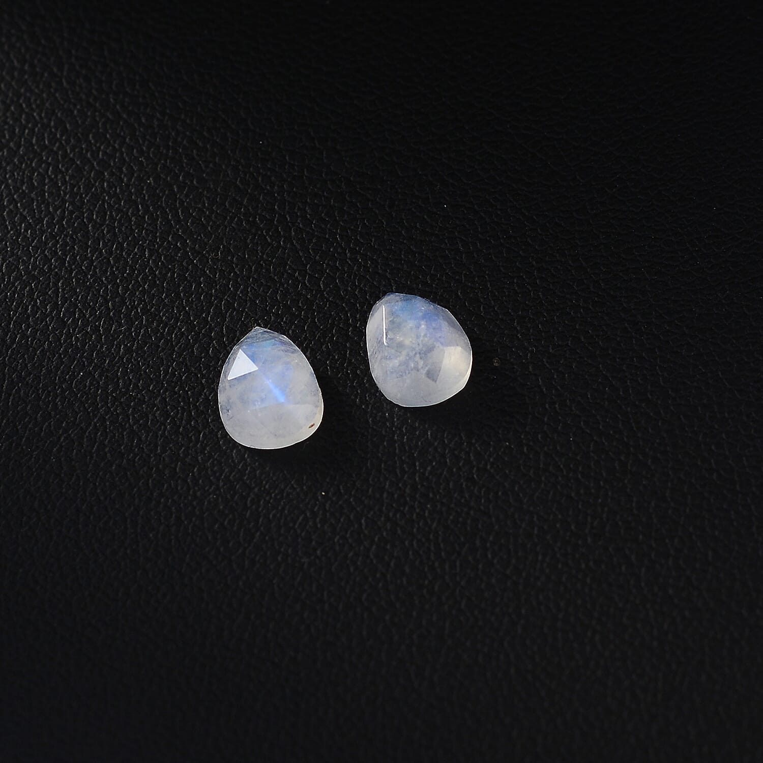 Rainbow Moonstone Set of 2 (Pear 8x6 mm) 2.31 ctw