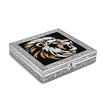 Lion - Product card gallery slide 1 (10318349664569)