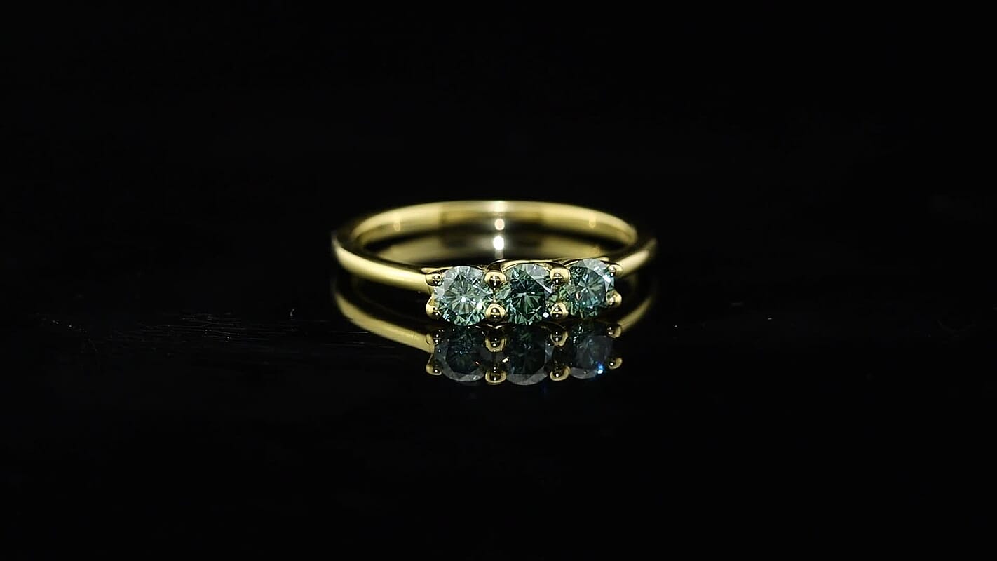 Luxuriant Lab Grown Green Diamond (SI) Band Ring in 18K Vermeil YG Over Sterling Silver (Size 7) 0.5 ctw
