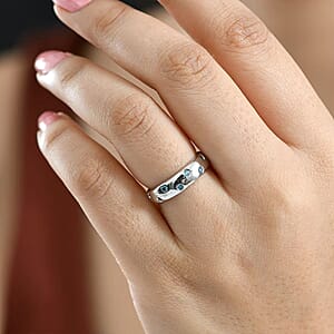 Luxuriant Lab Grown Blue Diamond SI 0.20 ctw Band Ring in Rhodium Over Sterling Silver (Size 6.0)