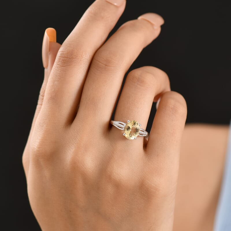 D'Joy Yellow Beryl 2.55 ctw Ring in Rhodium Over Sterling Silver (Size 10.0)