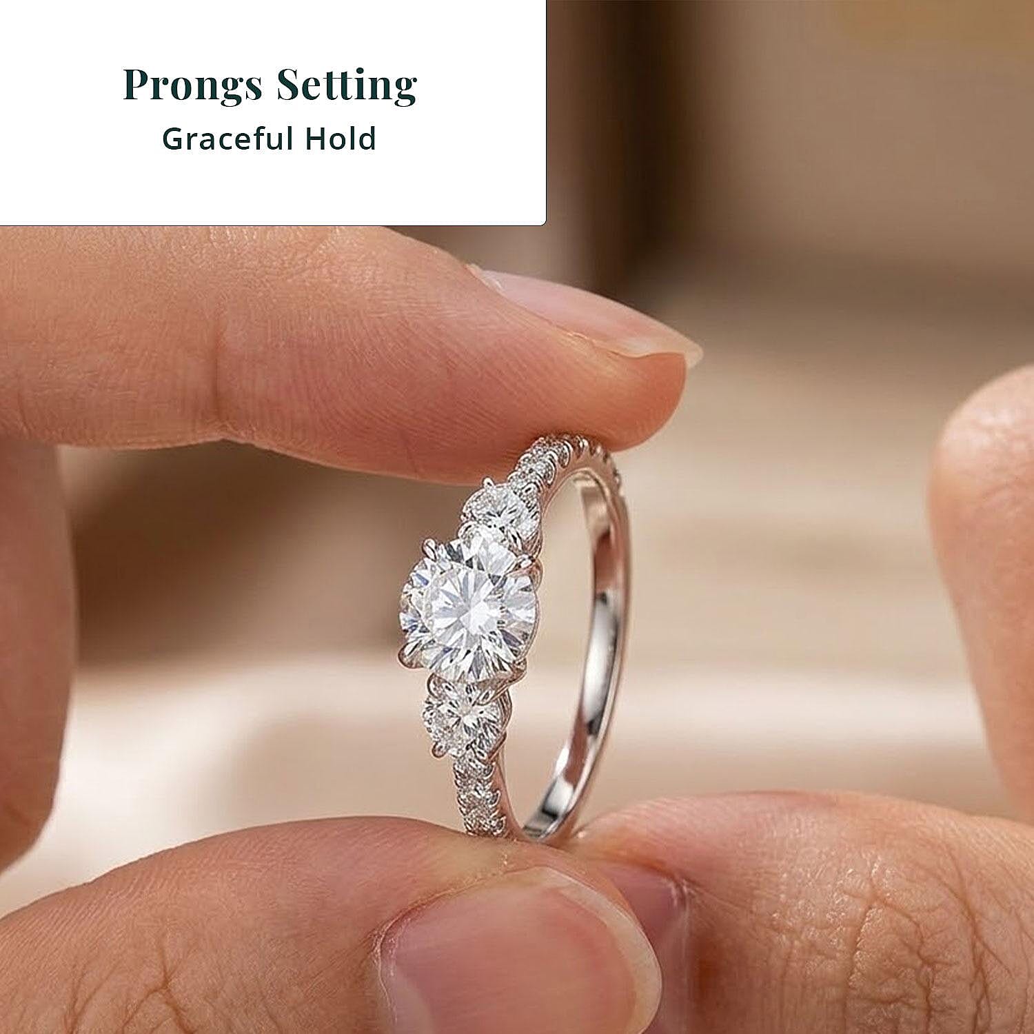 Lab Grown Diamond VS 2.00 ctw Ring in 14K White Gold (Size  6.0)