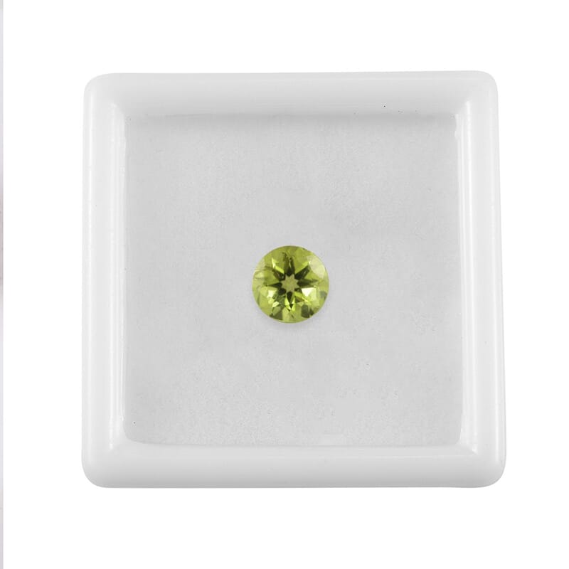 AAAA Hebei Peridot (Rnd 10 mm) 3.00 ctw