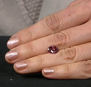 AAAA Rasberry Zircon (Ovl 9x7 mm) 2.50 ctw