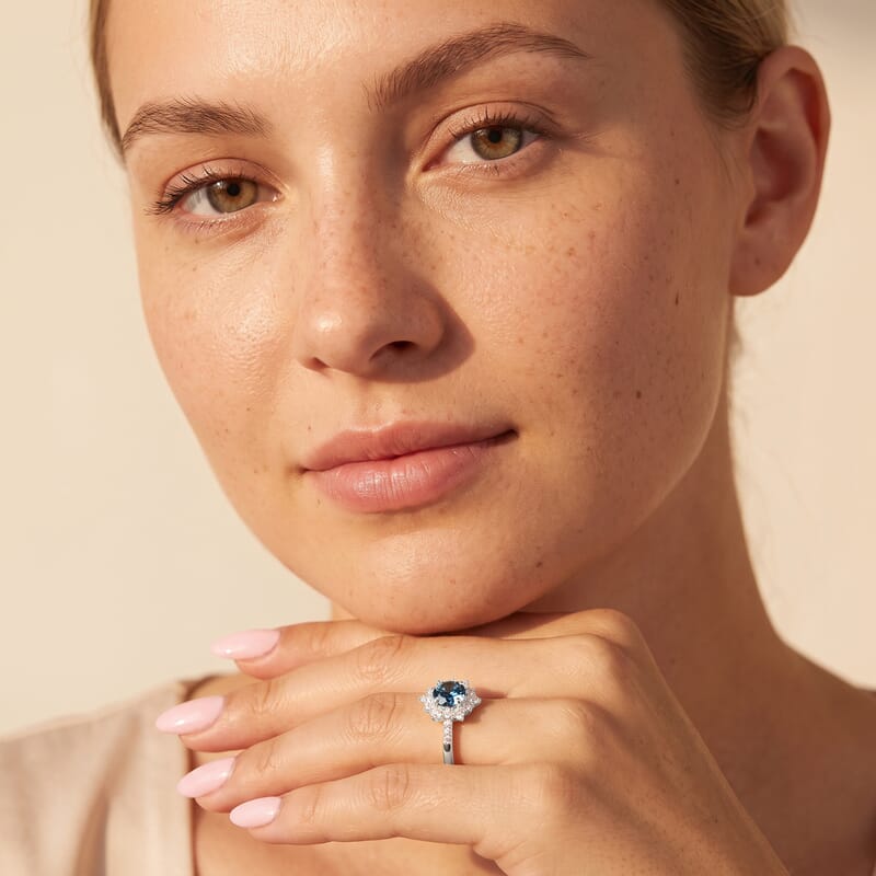 Luxuriant Lab Grown Blue and White Diamond G-H SI 1.00 ctw Ring in Rhodium Over Sterling Silver (Size 6.0)