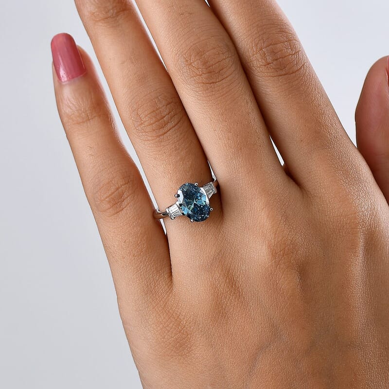 Luxuriant Lab Grown Blue Diamond (IR) and Lab Grown Diamond (VS) 2.75 ctw Aurora Ocean Glow Ring in 950 Platinum (Size 5.0) 5.10 Grams