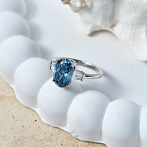 Luxuriant Lab Grown Blue Diamond (IR) and Lab Grown Diamond (VS) 2.75 ctw Aurora Ocean Glow Ring in 950 Platinum (Size 6.0) 5.10 Grams