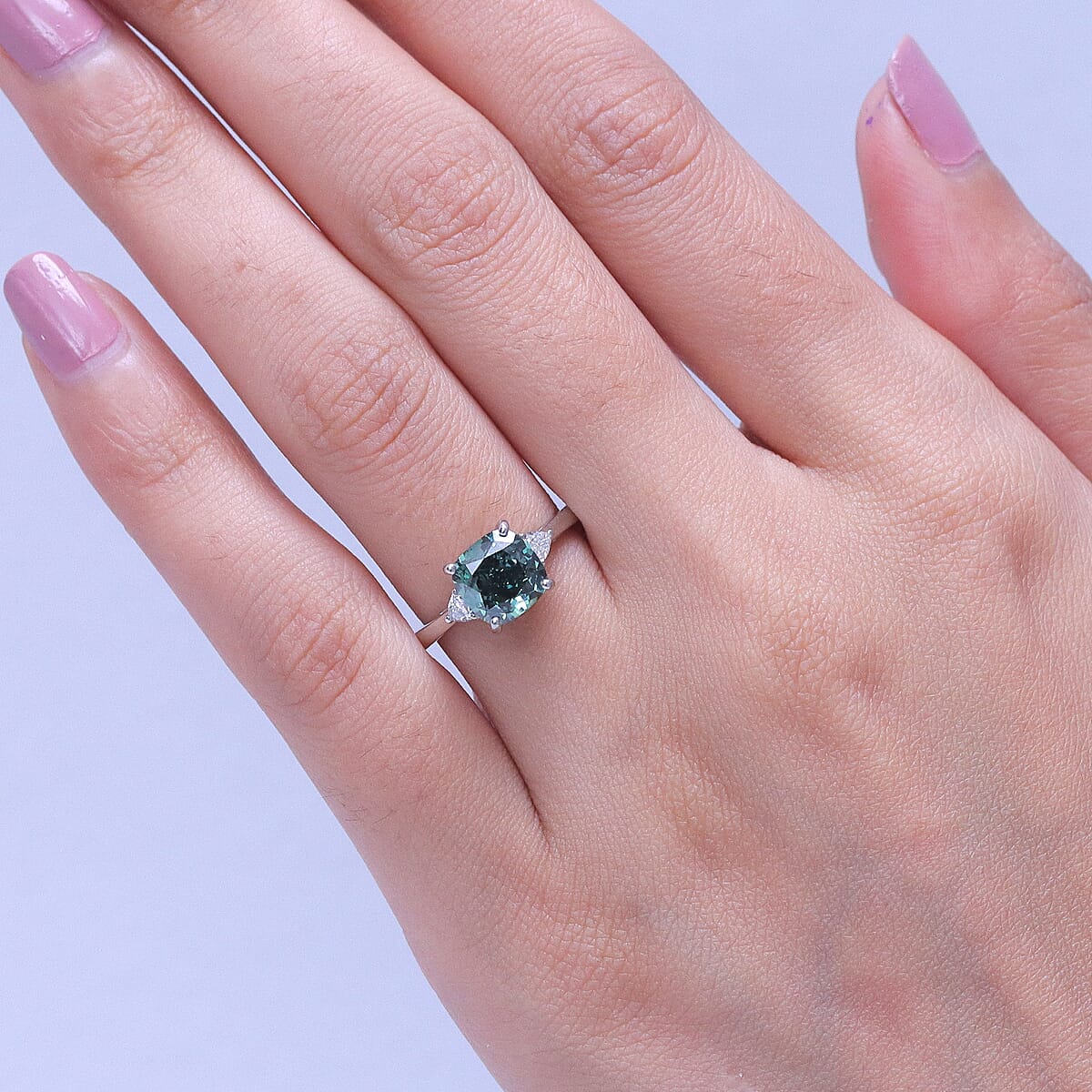 Luxuriant Lab Grown Green Diamond (IR) and Lab Grown Diamond VS 2.70 ctw Classic Spark Ring in 950 Platinum (Size 7.0) 4.55 Grams image number 2
