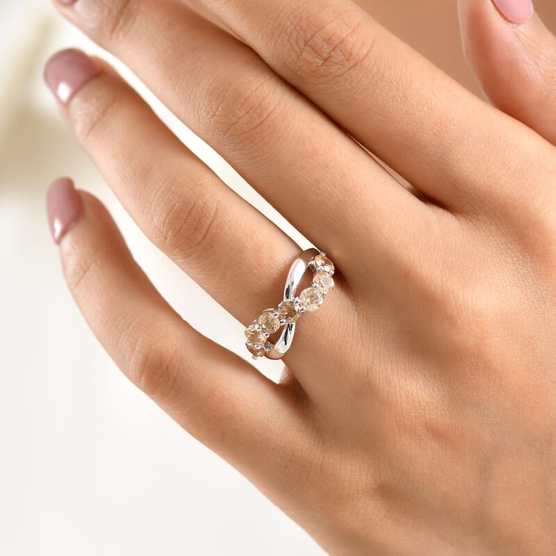 EverTrue Imperial Garnet 2.10 ctw Ring in Platinum Bond (Size 6.0)
