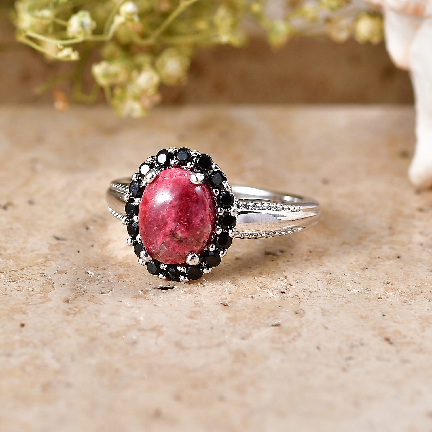 EverTrue Norwegian Thulite and Thai Black Spinel 2.70 ctw Ring in Platinum Bond (Size 9.0)