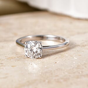 D'Joy Moissanite 1.00 ctw Solitaire Ring in Rhodium Over Sterling Silver (Size  7.0)