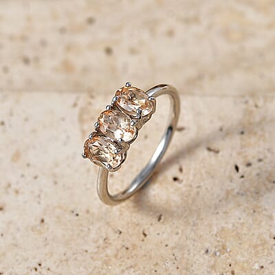 EverTrue Imperial Garnet 2.60 ctw 3 Stone Ring in Platinum Bond (Size 6.0)