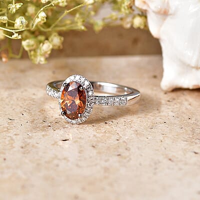 Luxuriant Lab Grown Red and White Diamond (IR) (VS) 1.30 ctw Ring in 10K White Gold (Size 6.0)