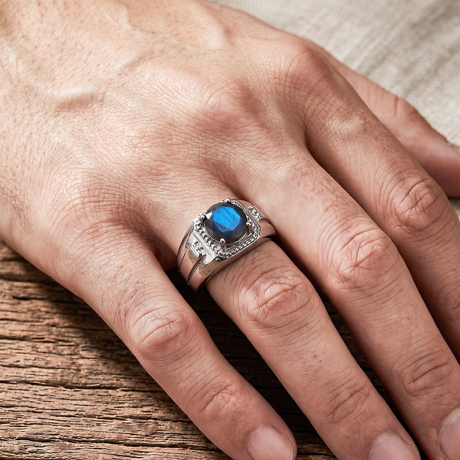 EverTrue Malagasy Labradorite 1.85 ctw Men's Ring in Stainless Steel (Size 14.0)