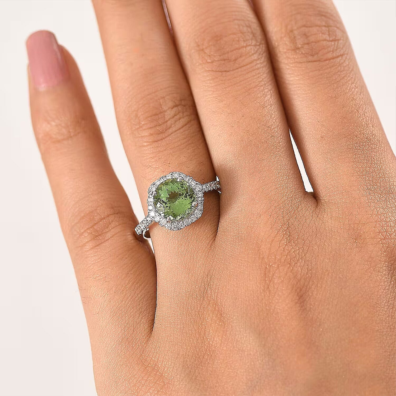 Certified & Appraised Rhapsody AAAA Mint Tourmaline and Diamond E-F VS 3.72 ctw Ring in 950 Platinum (Size 10.0) 5.15 Grams