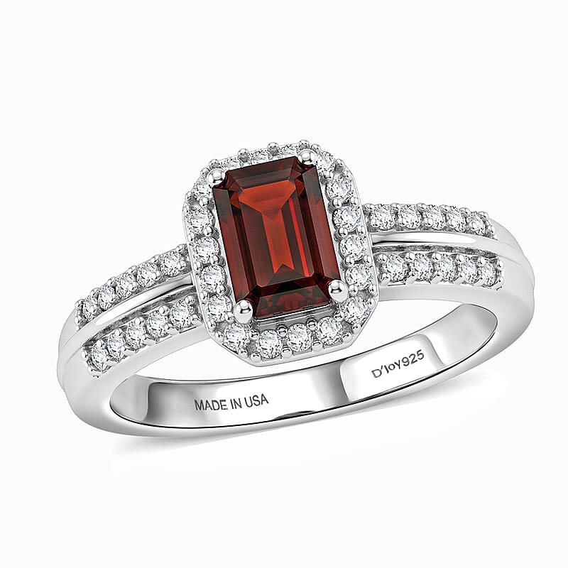 D'Joy Mozambique Garnet and Moissanite 1.00 ctw Ring in Rhodium Over Sterling Silver (Size 7.0)