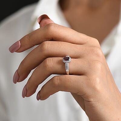 D'Joy Mozambique Garnet and Moissanite 1.00 ctw Ring in Rhodium Over Sterling Silver (Size 7.0)