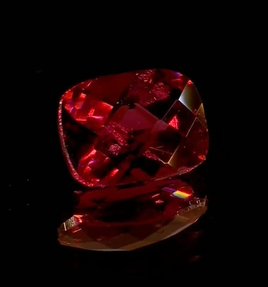 AAA Checkerboard Cut Color Change Garnet (Cush 8x6 mm) 1.50 ctw image number 1