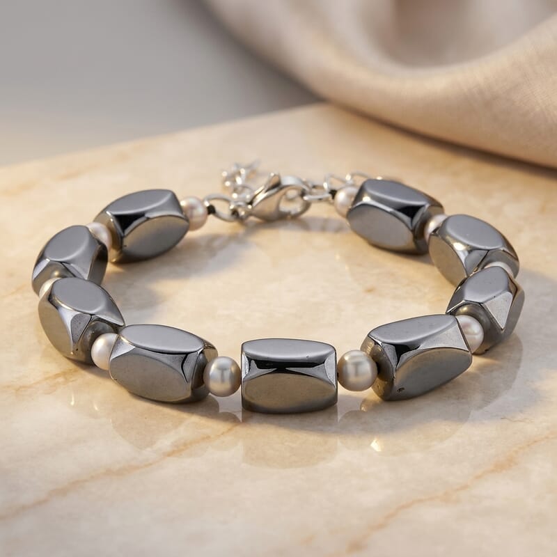 Terahertz and White Freshwater Pearl 80.00 ctw Beaded Bracelet in Stainless Steel