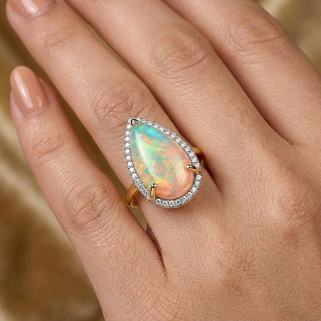 Premium Ethiopian Welo Opal and Luxuriant Lab Grown Diamond G-H SI 5.80 ctw Prism Flame Ring in 10K Yellow Gold (Size 7.5) 4.03 Grams
