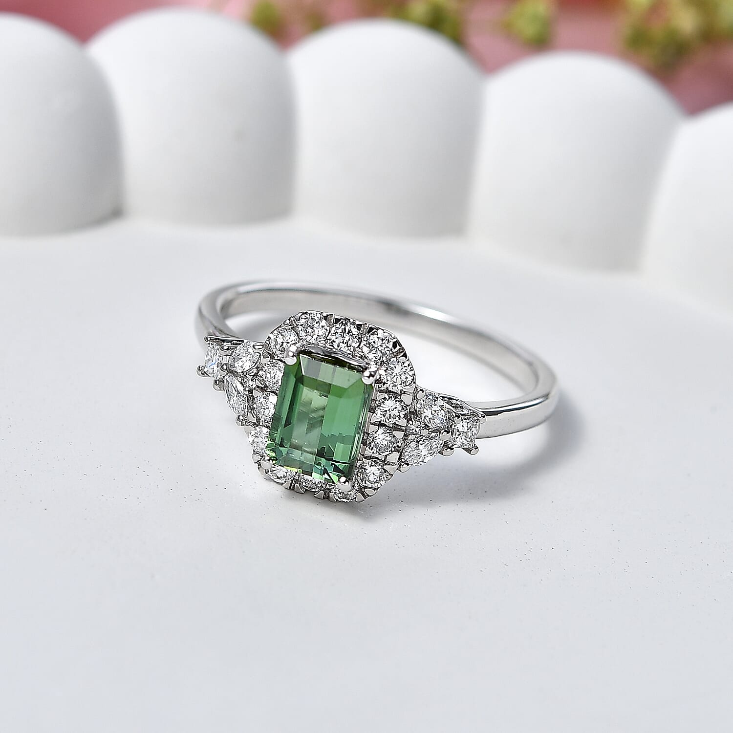 Certified & Appraised AAA Mint Tourmaline and Luxuriant Lab Grown Diamond G-H SI 1.79 ctw Ring in 10K White Gold (Size 10.0)