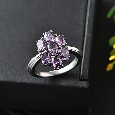 EverTrue Simulated Amethyst Color Diamond 4.60 ctw Ring in Stainless Steel (Size 6.0)