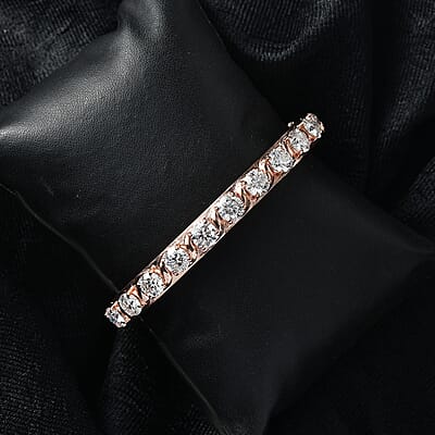 EverTrue Moissanite 8.50 ctw Infinity Wave Bangle Bracelet in ION Plated RG Stainless Steel (6.50 In)