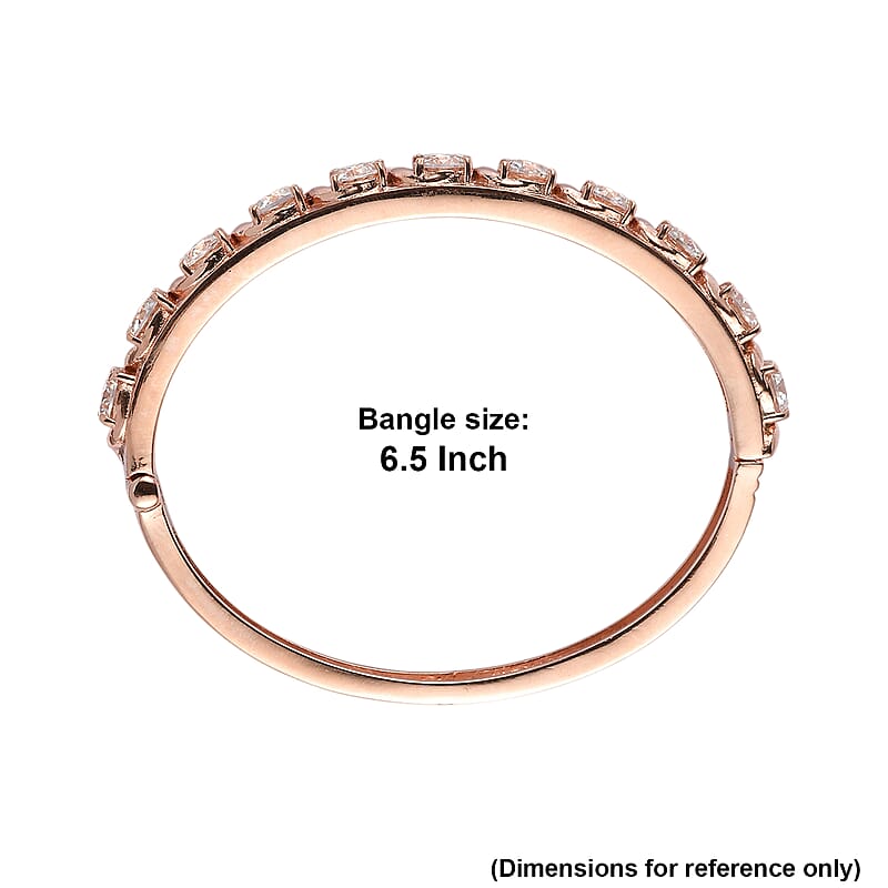 EverTrue Moissanite 8.50 ctw Infinity Wave Bangle Bracelet in ION Plated RG Stainless Steel (6.50 In)