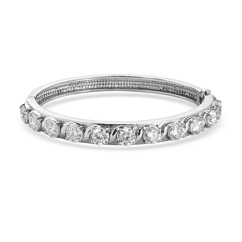 EverTrue Moissanite 8.50 ctw Infinity Wave Bangle Bracelet in Stainless Steel (6.50 In)