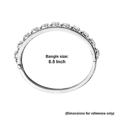 EverTrue Moissanite 8.50 ctw Infinity Wave Bangle Bracelet in Stainless Steel (6.50 In)